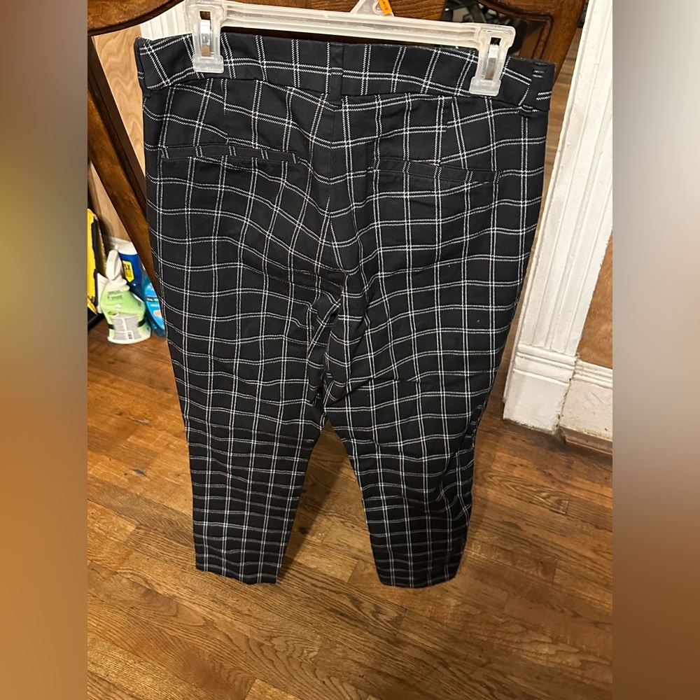 Woman’s  Black Checkered Pants